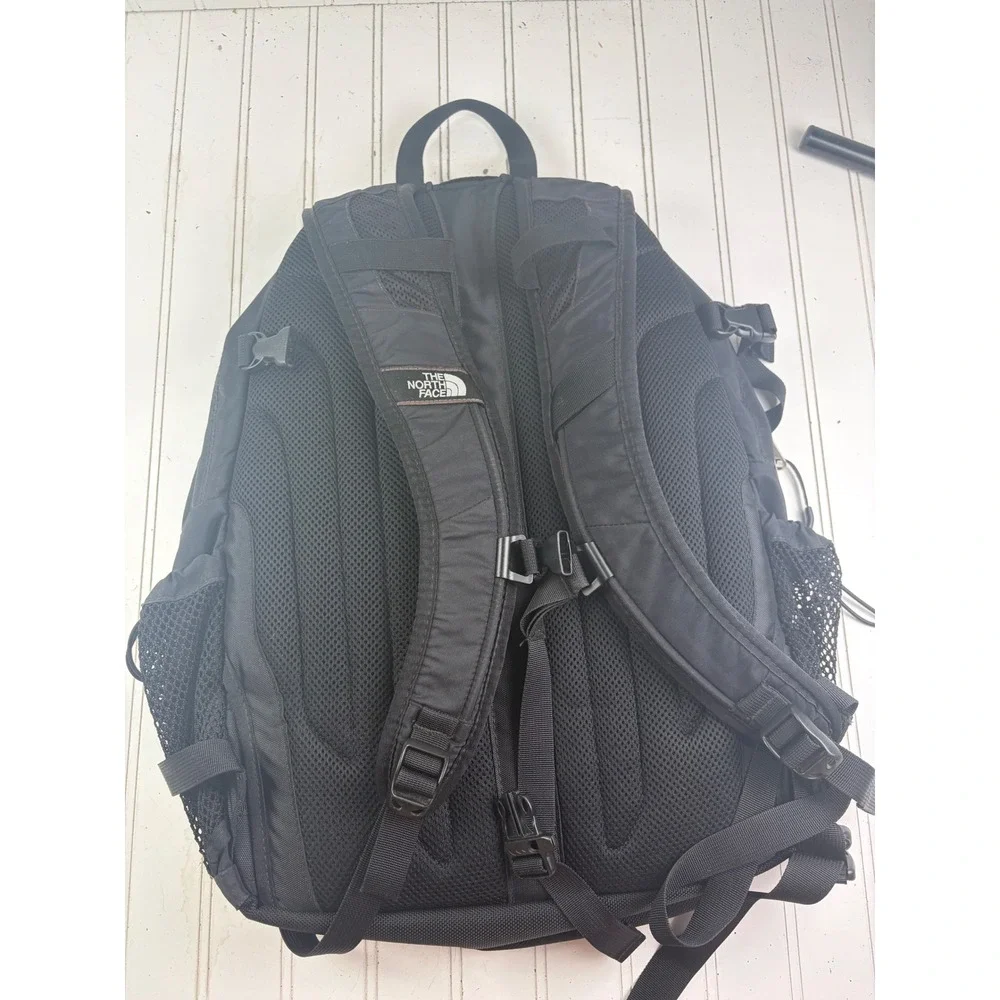 The North Face Recon Black Laptop Bag Hiking Daypack Backpack Unisex